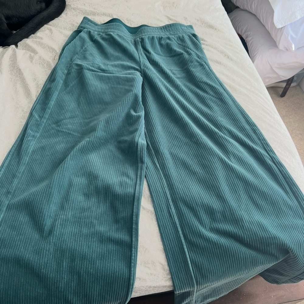 Lululemon Teal Ribbed Wide-Leg Pants